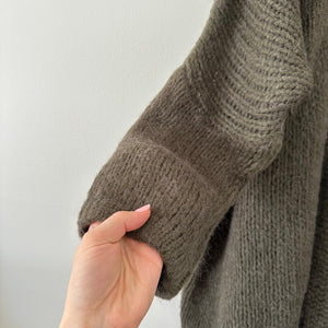 AROMA See You Again Star Embellished Knit Open Cardigan Green