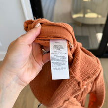 Load image into Gallery viewer, Madewell Lightspun Lucie Flutter Sleeve Smocked Jumpsuit mulled cider 4
