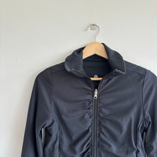 Load image into Gallery viewer, Lululemon Reversible Cinch Mesh Full Zip Pullover Long Sleeve Jacket Black 4
