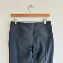 Load image into Gallery viewer, Athleta Stellar Cropped Ankle Lightweight Pants Black M

