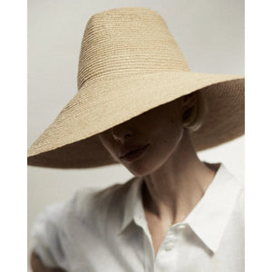 Janessa Leone Tinsley Wide Brim Fashion Hat Natural Cream L NEW