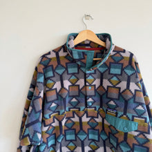 Load image into Gallery viewer, Patagonia Rare Lightweight Synchilla Snap-T Pullover Cedar Mesa Big; New Nav

