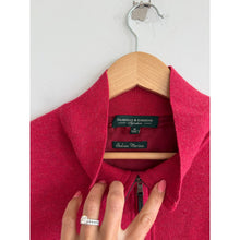 Load image into Gallery viewer, Fairway &amp; Greene Baruffa Merino 1/4 Zip Long Sleeve Windsweater Raspberry Red XL
