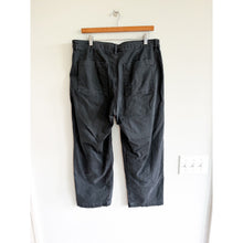 Load image into Gallery viewer, KUT From The Kloth Ashton With Tie Waist Barrel Cropped Pants Black 10
