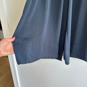 VINCE Wide Leg Satin Pull On Cropped Pants Blue M