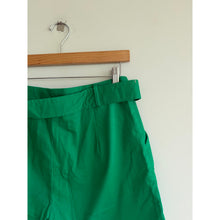 Load image into Gallery viewer, Verdusa Belted Pleated Front High Rise Casual Shorts Green L NWT
