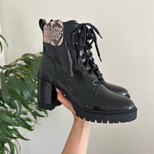 Load image into Gallery viewer, Aerosoles Elena Platform Bootie in Black Combo Leather 8.5
