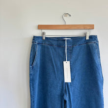 Load image into Gallery viewer, Kiragrace Veronica High Rise Denim Stretch Trouser Jeans Classic Wash Blue L
