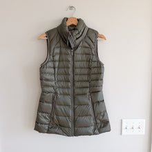 Load image into Gallery viewer, Lululemon Brace The Cold Zip Up Puffer Vest Gray Sage 6
