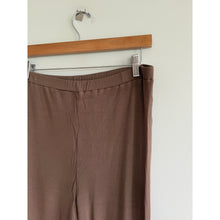 Load image into Gallery viewer, LÉGEO Heritage Celeste Wide Leg Pull On Ribbed Maternity Pants Brown 1
