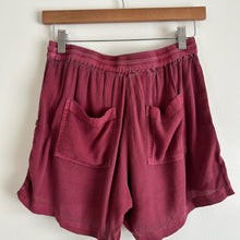 Load image into Gallery viewer, Hei Hei Anthropologie Dobby Beachcomber Shorts Red XS
