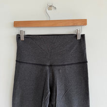 Load image into Gallery viewer, Lululemon High Rise Pull On Lightweight Activewear Leggings Gray 8
