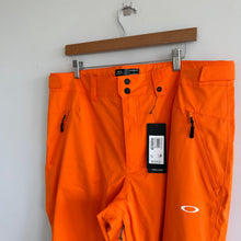 Load image into Gallery viewer, Oakley Crescent 2.0 Shell 2L 10K Performance Fit Snow Pants Orange XL NWT
