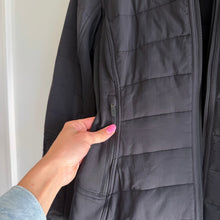 Load image into Gallery viewer, Lululemon Extra Mile Long Sleeve Running Activewear Jacket Black 8 NWT
