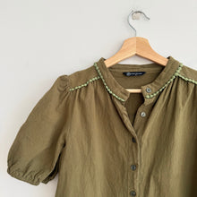 Load image into Gallery viewer, Prettygarden Button Front Puff Sleeve Cotton Casual Blouse Green S
