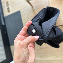 Load image into Gallery viewer, Lululemon Speed Track Ruched Biker Shorts Black 4
