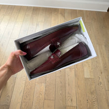 Load image into Gallery viewer, Schutz Desmond Caseina Leather Square Toe Flat Loafer Vino Rubi 8.5 NIB
