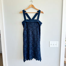 Load image into Gallery viewer, Banana Republic Bow Back Lace Sleeveless Shift Mini Dress Blue 4 NWT
