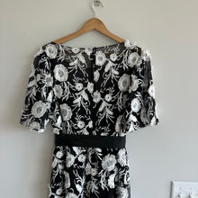 Load image into Gallery viewer, Lotus Threads Short Sleeve Floral Embroidered Gown Black/White 16 NWT
