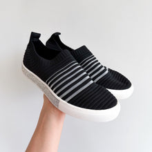 Load image into Gallery viewer, Bernie Mev Iris Low Top Rhinestone Side Pull On Sneakers Black 8
