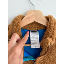 Load image into Gallery viewer, Patagonia Retro-X Zip Up Mock Neck Fleece Outdoor Vest Brown XL
