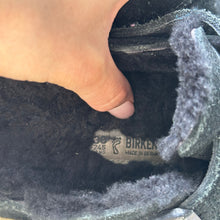 Load image into Gallery viewer, Birkenstock Boston Shearling Suede Leather Slip On Unisex Clogs Black 7
