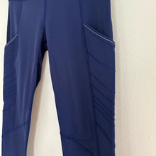 Load image into Gallery viewer, Lululemon Run Speed Tight V Leggings Blue 2
