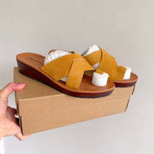 Load image into Gallery viewer, Lucky Brand LK-Heliara Sandals in Golden Yellow Vintage Oily Suede 9M NIB
