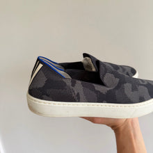 Load image into Gallery viewer, Rothy's The Original Slip On Round Toe Camouflage Knit Sneakers Gray 6.5

