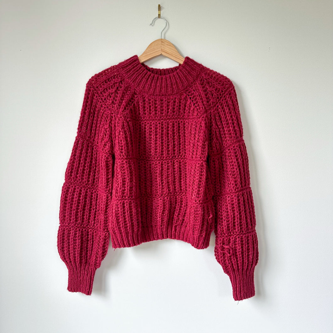 HYFVE Chunky-Knit Crew Neck Long Sleeve Cropped Pullover Sweater Red S