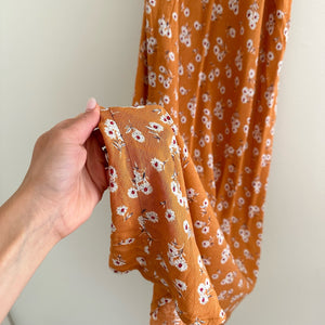 SNDYS. Honolulu Sleeveless Floral Print Midi Dress in Amber Daisy L