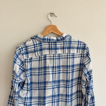 Load image into Gallery viewer, Frank &amp; Eileen Eileen Plaid Pattern Long Sleeve Button Up Shirt Blue XXS
