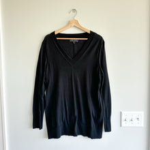 Load image into Gallery viewer, Rag &amp; Bone Cotton V-Neck Knit Long Sleeve Pullover Sweater Black M
