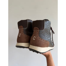 Load image into Gallery viewer, Duca del Cosma Paloma Leather Waterproof Spikeless Winter Golf Boots Brown 7.5
