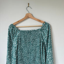 Load image into Gallery viewer, Jessica Simpson Floral Smocked 3/4 Sleeve Bodycon Mini Dress Green XS
