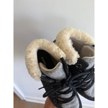 Load image into Gallery viewer, Sorel Harlow Lazy Cozy Waterproof Suede Lace Up Ankle Boots Black 8
