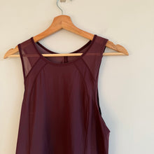 Load image into Gallery viewer, Lululemon Sculpt Round Neck Cut Out Back Activewear Tank Top Burgundy 4
