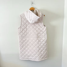 Load image into Gallery viewer, Nikki Jones Montreal Spring 24 Collection Hooded Mid-Length Quilted Vest Cream M
