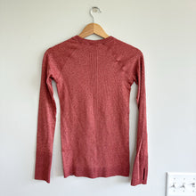 Load image into Gallery viewer, Lululemon Rest Less Pullover Running Top Mulled Wine / Pink Savannah 6
