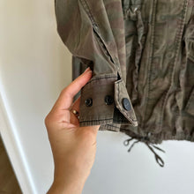 Load image into Gallery viewer, Sanctuary Camo Utility Jacket Green L
