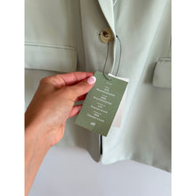 Load image into Gallery viewer, H&amp;M Long Sleeve Single Breasted Notch Lapel Casual Blazer Green L NWT
