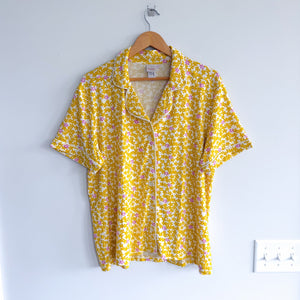 Hanna Andersson Scattered Daisies Print Short Sleeve HannaSoft Top Yellow L
