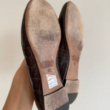 Load image into Gallery viewer, Chloé Lauren Scalloped Croco Ballerina Flats Leather Shoes Brown 36
