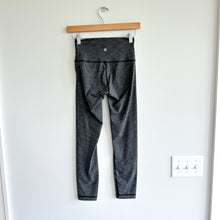 Load image into Gallery viewer, Lululemon High Times Pant in Heathered Black 4
