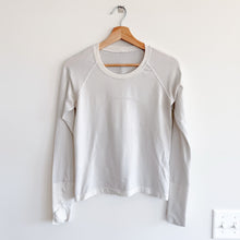 Load image into Gallery viewer, Lululemon Swiftly Tech Long Sleeve 2.0 Running Activewear Top White 8
