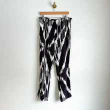 Load image into Gallery viewer, Theory Gunilla Interlace Ikat Silk Pants Multi 6 $355
