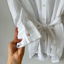 Load image into Gallery viewer, Abercrombie &amp; Fitch Gauze Cotton Long Sleeve Swim Cover Up Shirt White M NWT
