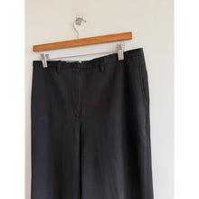 Load image into Gallery viewer, Jil Sander High Rise Straight Leg Trouser Pants Black 42
