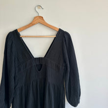 Load image into Gallery viewer, Madewell Lightspun V-Neck 3/4 Sleeve Midi Dress Black XS
