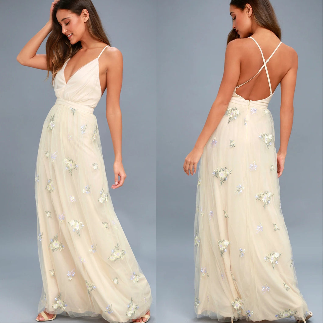 Lulus Lorenzo Floral Embroidered Sleeveless Lovely Tulle Maxi Dress Cream S